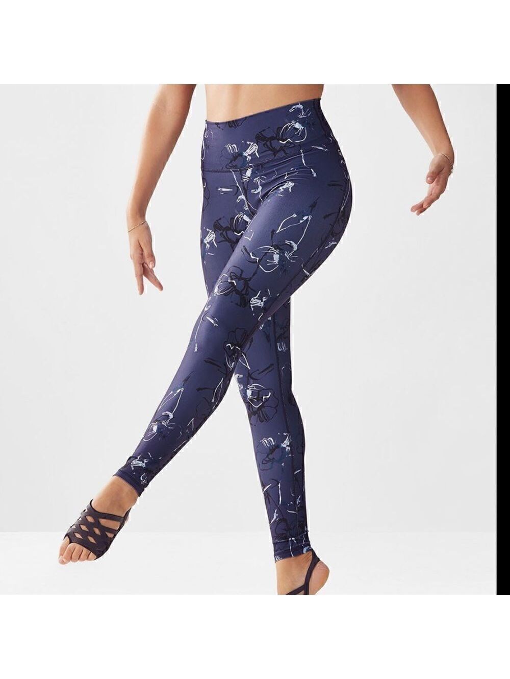 Fabletics Purple Floral High Rise Leggings Size Small